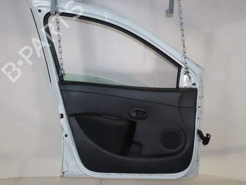 Used Left front door RENAULT CLIO IV (BH_) 1.2 16V (BHA1, BHAK, BHMG, BHMK) (75 hp) 29740273