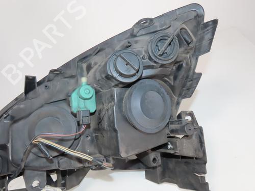 Right headlight RENAULT SCÉNIC II (JM0/1_) 1.5 dCi (JM1F) | BP32458391C29