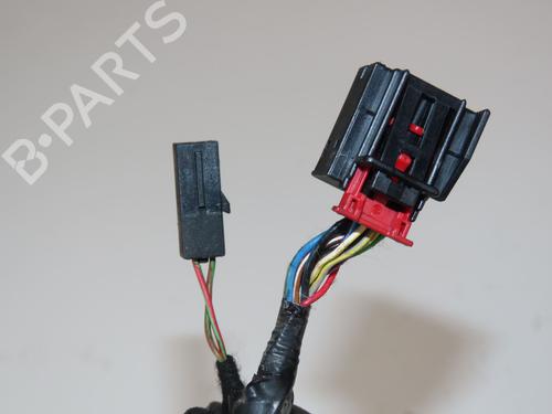 Used Right mirror VW GOLF VII (5G1, BQ1, BE1, BE2) 2.0 TDI (150 hp) 31843899