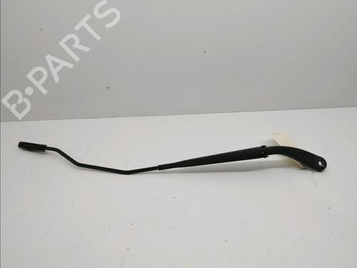 Used Front windshield wiper arm Front windshield wiper arm RENAULT MEGANE II Estate (KM0/1_) 1.5 dCi (KM16, KM1E) (106 hp) 14901197 14901197