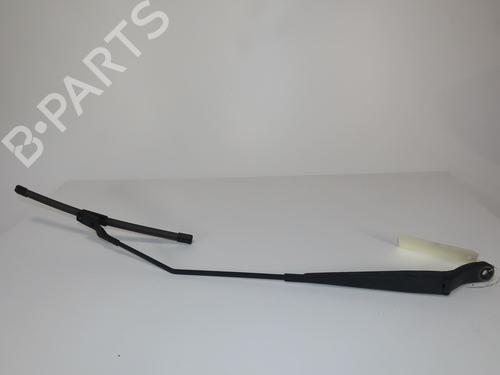 Front windshield wiper arm PEUGEOT 208 I (CA_, CC_) 1.6 HDi / BlueHDi 75 | BP24521132C143 