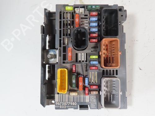 Fuse box CITROËN C4 Picasso I MPV (UD_) 1.6 HDi 110 | BP30048024E1 