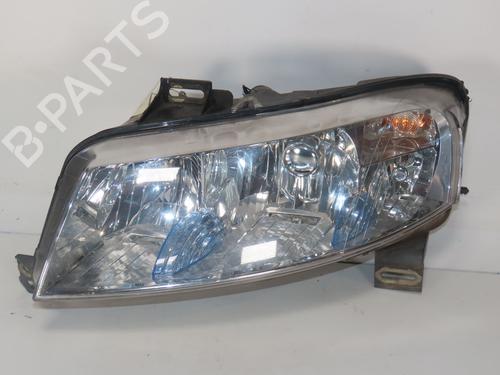 Used Left headlight FIAT STILO (192_) 1.9 JTD (192_XE1A) (115 hp) 30502019