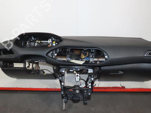 Dashboard PEUGEOT 308 II (LB_, LP_, LW_, LH_, L3_) 1.6 HDi / BlueHDi 115 | BP29516567C46 
