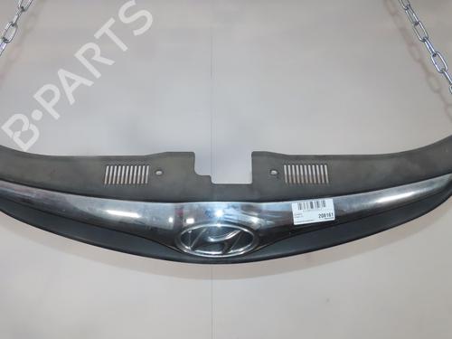 Grill HYUNDAI i30 Estate (FD) 1.6 CRDi (90 hp) 29196348