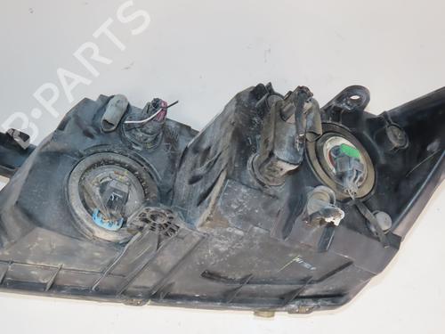 Used Right headlight FIAT FREEMONT (345_) 2.0 JTD 4x4 (170 hp) 29872807