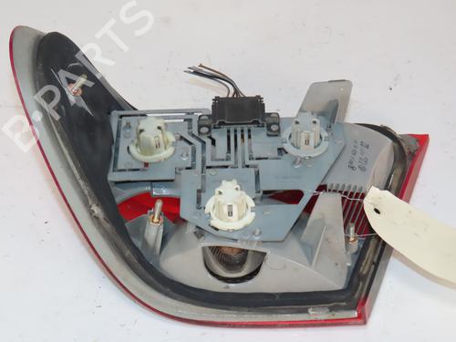 left-taillight-mercedes-benz-e-class-w210-1995-1996-1997-1998-1999-2000-2001-2002-2003-29929930 main image