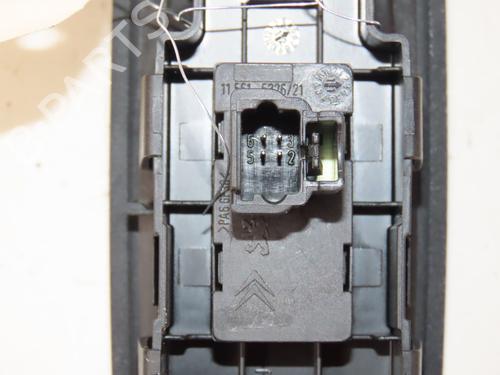 Used Switch Switch CITROËN C8 (EA_, EB_) 2.0 HDi 135 (136 hp) 36543974 36543974