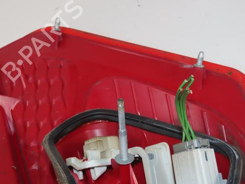 Used Left taillight Left taillight 38944456 38944456