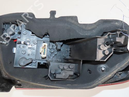 Right taillight PEUGEOT 407 (6D_) 1.6 HDi 110 (6D9HZC, 6D9HYC) | BP32376993C35