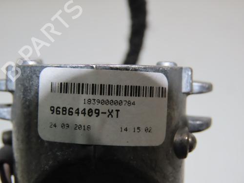 rear-mirror-peugeot-2008-i-cu_-12-puretech-82-815489-2013-16188909 main image