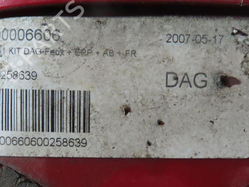 Right taillight CITROËN C4 I (LC_) 1.6 HDi | BP25779181C35 