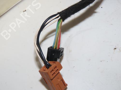 left-mirror-peugeot-208-i-ca_-cc_-2012-2013-2014-2015-2016-2017-2018-2019-2020-2021-36283116 main image