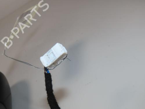 Used Right mirror NISSAN MICRA V (K14) 1.0 (71 hp) 31911842