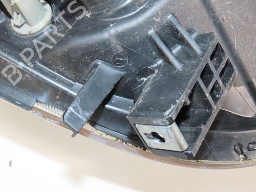 Left headlight PEUGEOT ION Electric | BP32332852C28