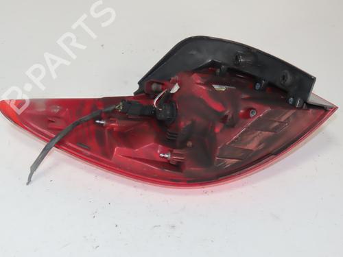 Used Right taillight KIA SPORTAGE III (SL) 2.0 CRDi AWD (136 hp) 17086365