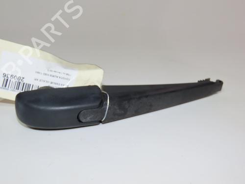 Used Rear windshield wiper arm TOYOTA AURIS (_E18_) 1.8 Hybrid (ZWE186_, ZWE186R) (136 hp) 20162951