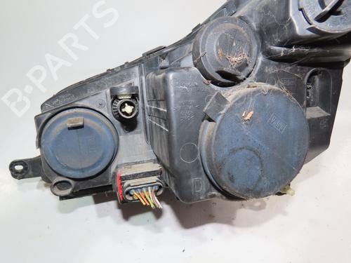 Used Right headlight Right headlight CITROËN C5 II (RC_) 1.6 HDi (RC8HZB) (109 hp) 40484559 40484559