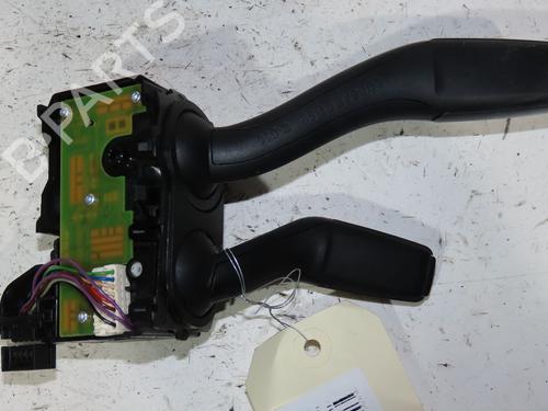 Used Steering column stalk AUDI A3 Sportback (8PA) 1.9 TDI (105 hp) 24487652