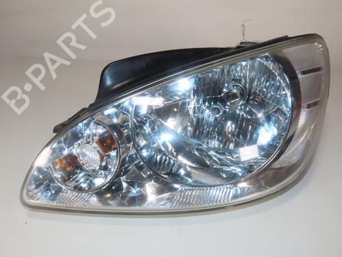 Left headlight HYUNDAI GETZ (TB) 1.1 | BP30164798C28