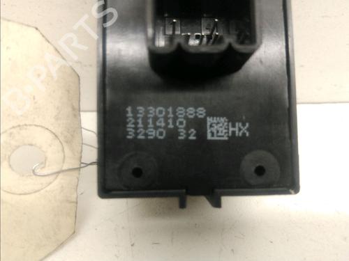 left-rear-window-switch-opel-zafira-tourer-c-p12-16-cdti-75-13301888-2011-15504430 main image