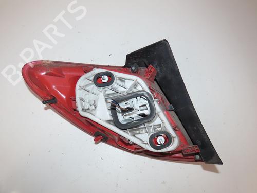 Used Right taillight OPEL MERIVA B MPV (S10) 1.7 CDTI (75) (131 hp) 27307095