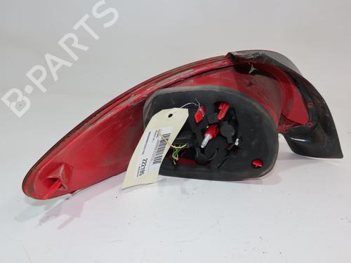 Højre baglygte Højre baglygte PEUGEOT 206+ (2L_, 2M_) 1.1 (60 hp) 36445304 36445304