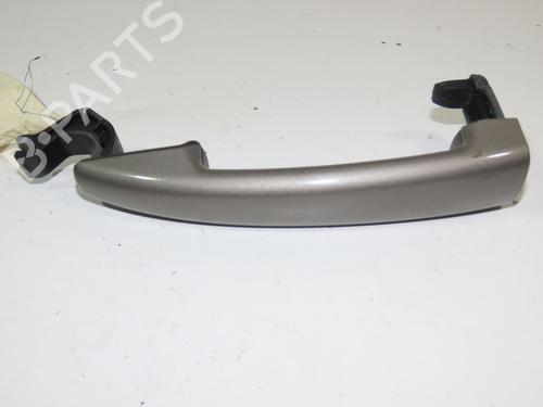 Used Front left exterior door handle PEUGEOT 2008 I (CU_) 1.2 THP 110 / PureTech 110 (110 hp) 15842581