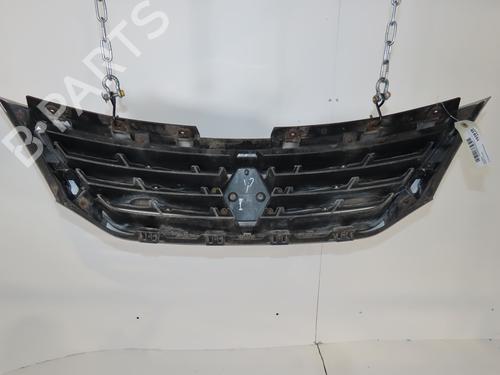Used Grille Grille 39251195 39251195