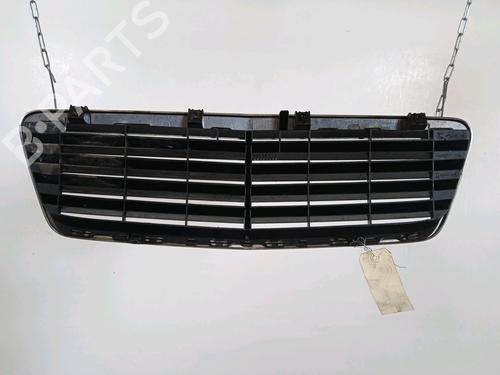 Grill Grill MERCEDES-BENZ CLK (C208) CLK 230 Kompressor (208.347) (193 hp) 14959994 14959994