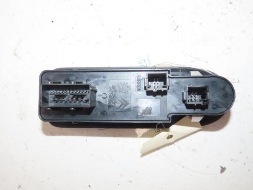 Used Left front window switch Left front window switch 37649820 37649820