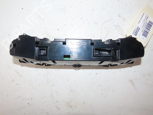 Used Climate control Climate control 37501164 37501164