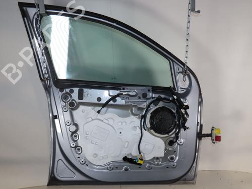 Used Left front door PEUGEOT 308 II (LB_, LP_, LW_, LH_, L3_) 1.5 BlueHDI 100 (102 hp) 29644159