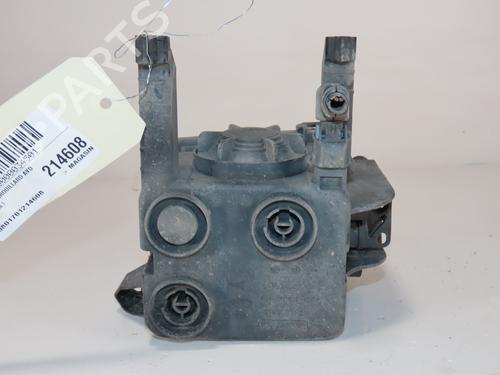 Used Right front fog light OPEL MERIVA A MPV (X03) 1.6 (E75) (105 hp) 30768046