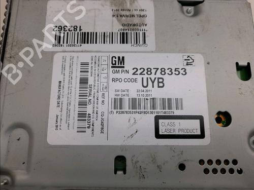 Used Radio OPEL MERIVA B MPV (S10) 1.4 (75) (120 hp) 11333397