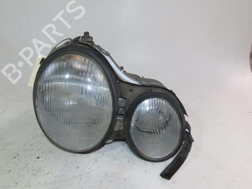 Used Right headlight MERCEDES-BENZ E-CLASS (W210) E 290 Turbo-D (210.017) (129 hp) 19319924