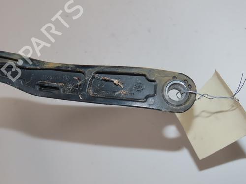 Used Front windshield wiper arm Front windshield wiper arm 38944465 38944465