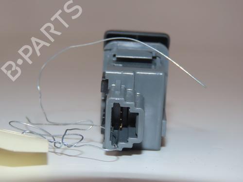 Warning switch TOYOTA C-HR (_X1_) 1.8 Hybrid (ZYX10_, ZYX11_, ZYX10R, ZYX11R) | BP37062183I22 - Image 3