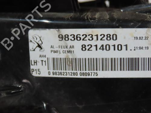 Used Left taillight PEUGEOT 3008 II SUV (MC_, MR_, MJ_, M4_) 1.5 BlueHDi 130 (131 hp) 26968938