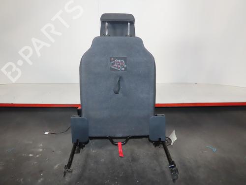 Sedile posteriore PEUGEOT 5008 (0U_, 0E_) 1.6 HDi (114 hp) 31692567