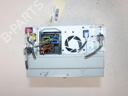 display-monitor-porsche-panamera-970-2009-2010-2011-2012-2013-2014-2015-2016-2017-40615197 main image