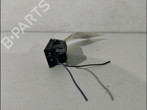 Nummerpladelys RENAULT MASTER III Van (FV) 2.3 dCi 110 FWD (FV0R, FV0W, FV1A) (110 hp) 14900358