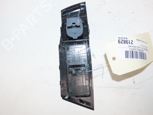 Used Left front window switch Left front window switch VW POLO VI (AW1, BZ1, AE1) 1.0 TSI (95 hp) 33727575 33727575