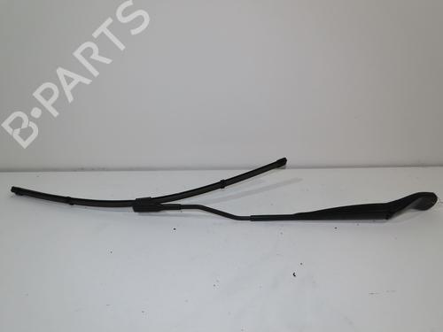 Used Front windshield wiper arm DACIA SANDERO III 1.0 TCe 90 (91 hp) 15842753