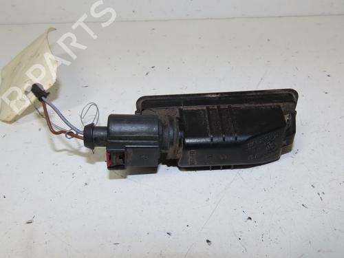 Skiltlys Skiltlys VW GOLF VII (5G1, BQ1, BE1, BE2) 1.2 TSI (86 hp) 14900231 14900231