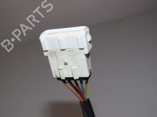 Rétroviseur droit PEUGEOT PARTNER MPV (5_, G_) 1.6 HDi 75 (75 hp) 31911844