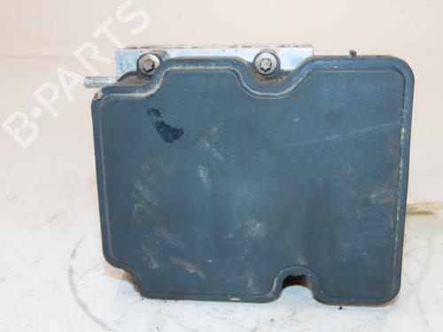 Used ABS pump PEUGEOT 308 III (FB_, FH_, FP_, F3_, FM_) BlueHDi 130 (FBYHZL, FBYHZT) (131 hp) 29469256