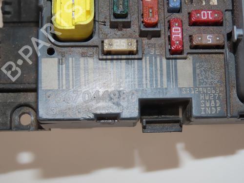 Fuse box CITROËN C5 III (RD_) 1.6 HDi 110 (RD9HZC) | BP31276986E1