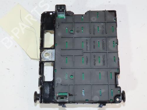 Used Fuse box PEUGEOT 206 Hatchback (2A/C) 1.4 i (75 hp) 28177826