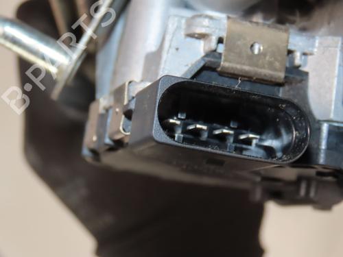 Used Front wiper motor Front wiper motor VOLVO V40 Cross Country (526) D2 (114 hp) 33478983 33478983